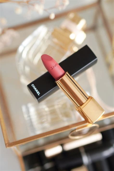 chanel lipstick abstrait